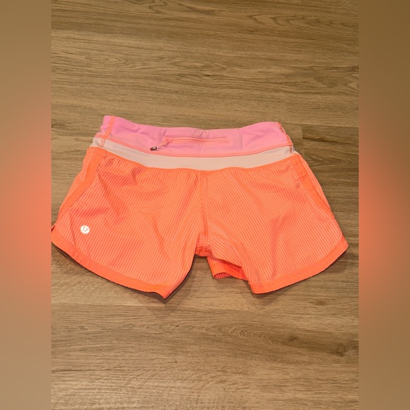 LULULEMON SHORTS - Picture 4 of 4